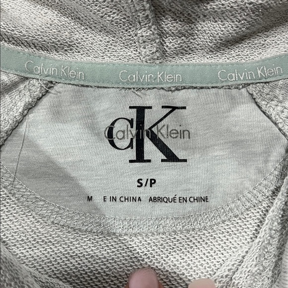 Calvin Klein | Grey Cowl Neck 3/4 Sleeve Sweater - Picture 4 of 16